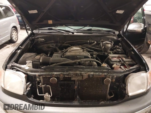 2000 Toyota Tundra SR5 with VIN 5TBRT341XYS066351, listed as a IAAI auction lot 41485162 with 218,512 mi miles and . Bid and sale history available at DreamBid. Image 10.