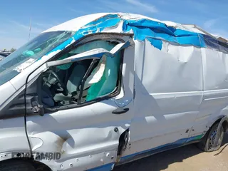 2018 Ford Transit z VIN 1FTYR2CM5JKA51972, wystawiony jako IAAI lot #36489006 z przebiegiem 129 736 mil mil oraz . Historia ofert i sprzedaży dostępna na DreamBid. Obrazek 6.