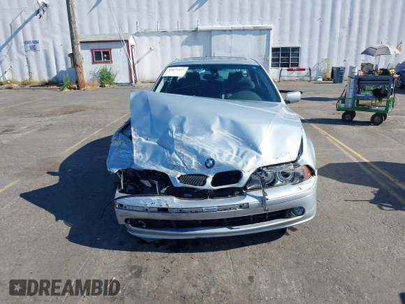 2001 BMW 5 Series 530iA with VIN WBADT63421CF02292, listed as a IAAI auction lot 39872425 with 84,778 mi miles. Bid and sale history available at carsss.com. Image 6.