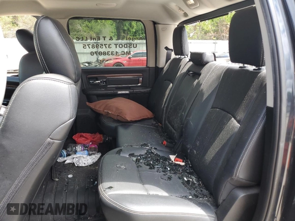 2018 Ram 2500 Laramie with VIN 3C6UR5KL0JG409826, listed as a Copart auction lot 59478665 with 262,261 mi miles and Salvage title. Bid and sale history available at DreamBid. Image 10.