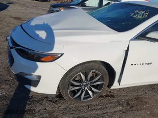 2020 Chevrolet Malibu RS with VIN 1G1ZG5ST1LF147736, listed as a IAAI auction lot 41723368 with 87,635 mi miles. Bid and sale history available at carsss.com. Image 18.