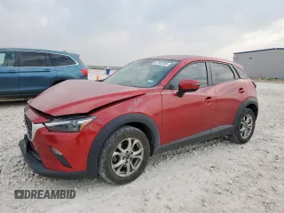 2020 Mazda CX-3 Sport z VIN JM1DKFB73L1471664, wystawiony jako Copart lot #57107265 z przebiegiem 111 994 mil mil oraz Szkoda całkowita • Salvage title. Historia ofert i sprzedaży dostępna na DreamBid. Obrazek 1.