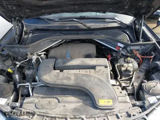 2018 BMW X5 xDrive40e iPerformance with VIN 5UXKT0C52J0W02406, listed as a IAAI auction lot 41449943 with 74,215 mi miles. Bid and sale history available at carsss.com. Image 10.