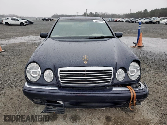 1997 Mercedes-Benz E-Class with VIN WDBJF55FXVJ027722, listed as a Copart auction lot 44835585 with 0 mi miles and Salvage Title. Bid and sale history available at carsss.com. Image 5.