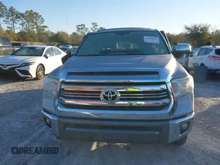 2016 Toyota Tundra Platinum z VIN 5TFGW5F13GX203962, wystawiony jako IAAI lot #41808245 z przebiegiem 179 511 mil mil oraz . Historia ofert i sprzedaży dostępna na DreamBid. Obrazek 13.