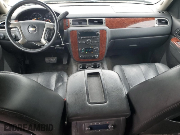 2012 Chevrolet Suburban LT with VIN 1GNSKJE76CR106815, listed as a Copart auction lot 58099405 with 209,657 mi miles and Salvage title. Bid and sale history available at DreamBid. Image 8.