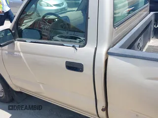 2004 Toyota Tacoma with VIN 5TENL42N04Z459368, listed as a IAAI auction lot 42585136 with 152,694 mi miles and . Bid and sale history available at DreamBid. Image 6.