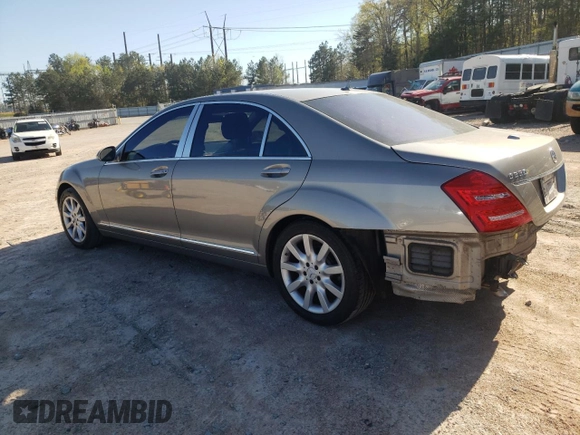 2007 Mercedes-Benz S 550 with VIN WDDNG71X07A053622, listed as a Copart auction lot 53254235 with 147,010 mi miles and Salvage Title. Bid and sale history available at DreamBid. Image 2.