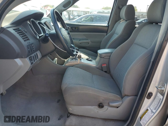 2007 Toyota Tacoma PreRunner z VIN 5TEJU62N07Z437107, wystawiony jako Copart lot #69564724 z przebiegiem 189 662 mil mil oraz Szkoda całkowita • Salvage title. Historia ofert i sprzedaży dostępna na DreamBid. Obrazek 7.