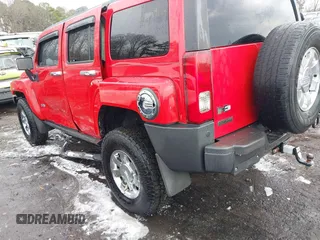 2008 Hummer H3 Luxury with VIN 5GTEN43E288201443, listed as a IAAI auction lot 41386906 with 165,975 mi miles and . Bid and sale history available at DreamBid. Image 3.