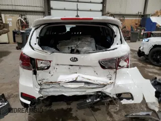 2020 Kia Sorento LX V6 with VIN 5XYPGDA51LG700748, listed as a Copart auction lot 50105295 with 43,620 mi miles and Salvage Title. Bid and sale history available at carsss.com. Image 6.
