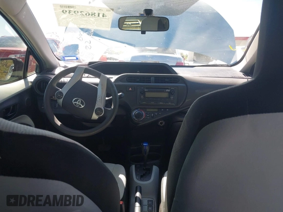 2013 Toyota Prius One z VIN JTDKDTB3XD1045937, wystawiony jako IAAI lot #41862939 z przebiegiem 144 947 mil mil oraz . Historia ofert i sprzedaży dostępna na DreamBid. Obrazek 18.