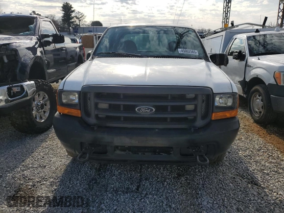 2001 Ford F-350 XL with VIN 1FTSW30L21EB93260, listed as a Copart auction lot 45002565 with 307,878 mi miles and Salvage Title. Bid and sale history available at DreamBid. Image 5.