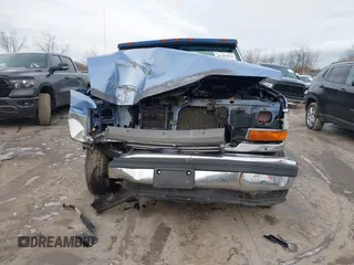 1996 Ford F-150 Special with VIN 1FTEF15NXTLC10297, listed as a IAAI auction lot 41504038 with 120,251 mi miles. Bid and sale history available at carsss.com. Image 11.