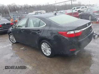 2013 Lexus ES 250 with VIN JTHBK1GG1D2083863, listed as a IAAI auction lot 41521039 with 46,853 mi miles and . Bid and sale history available at DreamBid. Image 3.
