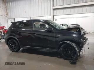 2019 Mitsubishi Outlander ES z VIN JA4AR3AU3KU018303, wystawiony jako IAAI lot #38428365 z przebiegiem 48 945 mil mil oraz . Historia ofert i sprzedaży dostępna na DreamBid. Obrazek 14.