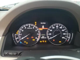 2017 Acura RLX Hybrid Advance z VIN JH4KC2F94HC000013, wystawiony jako Copart lot #84942594 z przebiegiem 125 836 mil mil oraz Szkoda całkowita • Salvage title. Historia ofert i sprzedaży dostępna na DreamBid. Obrazek 9.