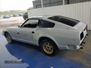 1982 Datsun 280ZX z VIN JN1HZ04S5CX431646, wystawiony jako Copart lot #55607255 z przebiegiem 173 546 mil mil oraz Tytuł czysty. Historia ofert i sprzedaży dostępna na DreamBid. Obrazek 2.