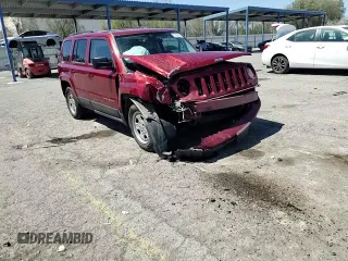 2014 Jeep Patriot Sport z VIN 1C4NJPBB2ED881049, wystawiony jako Copart lot #57363385 z przebiegiem 169 405 mil mil oraz Szkoda całkowita • Salvage title. Historia ofert i sprzedaży dostępna na DreamBid. Obrazek 13.