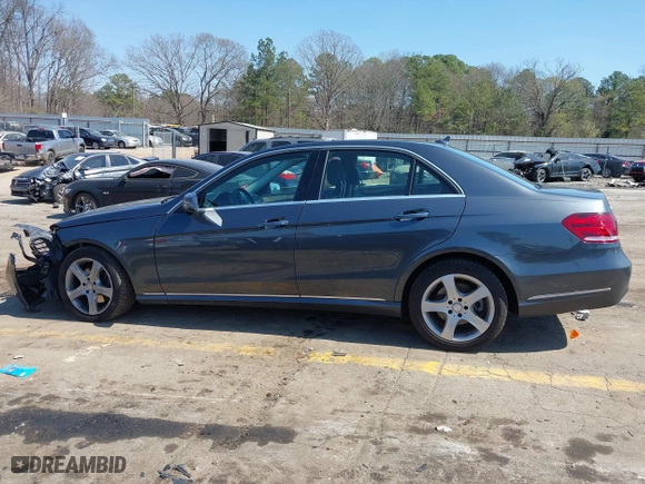 2014 Mercedes-Benz E-Class E 350 Luxury with VIN WDDHF8JB8EA865368, listed as a IAAI auction lot 41790012 with 98,788 mi miles. Bid and sale history available at carsss.com. Image 14.
