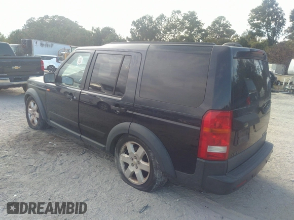 2008 Land Rover LR3 HSE with VIN SALAG25498A466807, listed as a IAAI auction lot 40741016 with 106,464 mi miles. Bid and sale history available at carsss.com. Image 3.