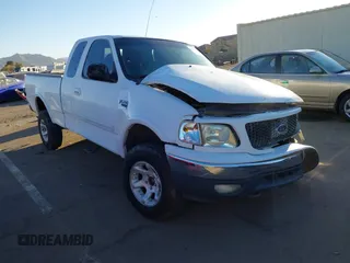 1999 Ford F-150 XL с VIN 1FTRX18L0XKB29703, выставлен на аукционе IAAI как лот 41644163 с пробегом Не указан миль и . История ставок и продаж доступна на DreamBid. Изображение 1.