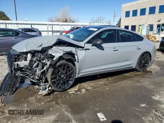 2019 Audi RS 5 Sportback z VIN WUABWCF52KA903181, wystawiony jako Copart lot #46123525 z przebiegiem 32 366 mil mil oraz Szkody całkowita. Historia ofert i sprzedaży dostępna na DreamBid. Obrazek 1.