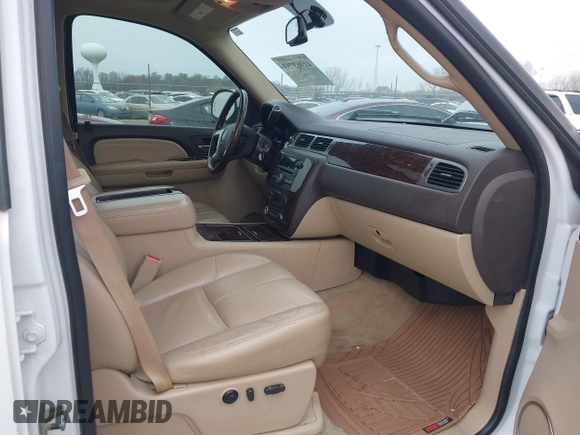 2007 GMC Sierra Denali z VIN 2GTEK638671689948, wystawiony jako IAAI lot #41963753 z przebiegiem 192 416 mil mil oraz . Historia ofert i sprzedaży dostępna na DreamBid. Obrazek 5.