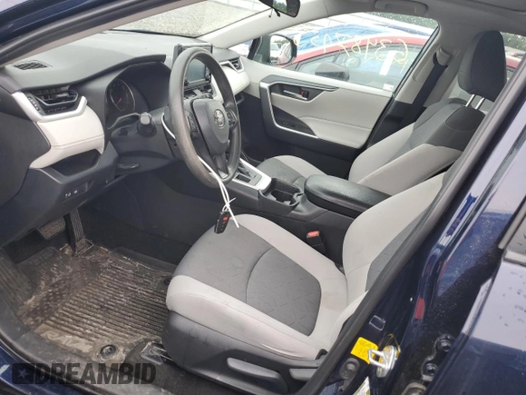 2019 Toyota RAV4 with VIN ME7796, listed as a Copart auction lot 63487955 with 39,466 mi miles and Salvage title. Bid and sale history available at DreamBid. Image 7.