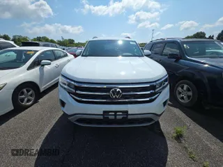 2023 Volkswagen Atlas SE с VIN 1V2HR2CA7PC526707, выставлен на аукционе IAAI как лот 42854241 с пробегом 28 220 миль миль и . История ставок и продаж доступна на DreamBid. Изображение 16.