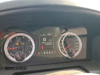 2022 Ram 1500 Express z VIN 3C6JR6AG8NG239024, wystawiony jako Copart lot #58203275 z przebiegiem 98 492 mil mil oraz Szkoda całkowita • Salvage title. Historia ofert i sprzedaży dostępna na DreamBid. Obrazek 9.
