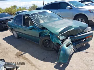 1993 Honda Accord z VIN 1HGCB7650PA172876, wystawiony jako IAAI lot #42397897 z przebiegiem 182 032 mil mil oraz . Historia ofert i sprzedaży dostępna na DreamBid. Obrazek 1.