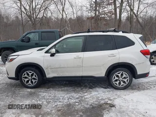 2021 Subaru Forester Premium with VIN JF2SKAFCXMH564760, listed as a IAAI auction lot 41452629 with 43,254 mi miles and . Bid and sale history available at DreamBid. Image 14.