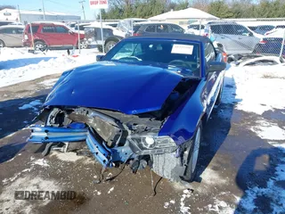 2014 Ford Mustang V6 with VIN 1ZVBP8EM7E5296964, listed as a IAAI auction lot 41325336 with 141,346 mi miles. Bid and sale history available at carsss.com. Image 17.