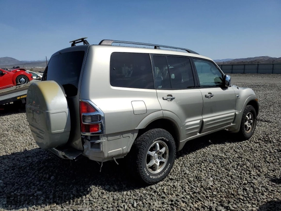 2001 Mitsubishi Montero Limited z VIN JA4MW51RX1J039534, wystawiony jako Copart lot #50329225 z przebiegiem 196 998 mil mil oraz Szkoda całkowita • Salvage title. Historia ofert i sprzedaży dostępna na DreamBid. Obrazek 3.