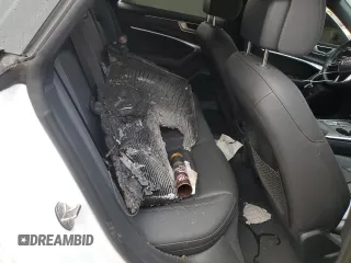 2021 Audi A7 z VIN WAUP2AF28MN016086, wystawiony jako Copart lot #77482234 z przebiegiem Nie podano mil oraz Szkody całkowita. Historia ofert i sprzedaży dostępna na DreamBid. Obrazek 10.