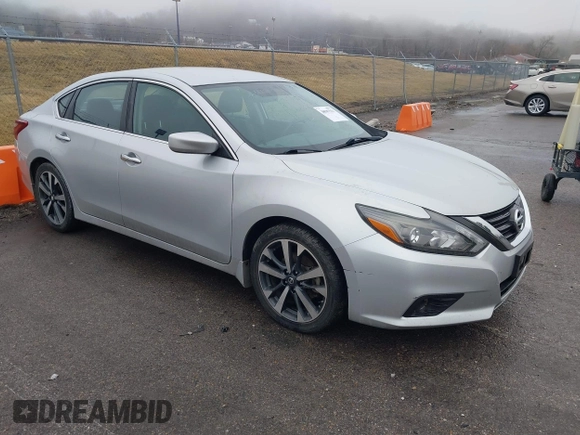 2017 Nissan Altima SV with VIN 1N4AL3AP4HC110638, listed as a IAAI auction lot 38587511 with 104,070 mi miles and . Bid and sale history available at carsss.com. Image 1.