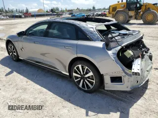 2024 Lucid Air Touring z VIN 50EA1TEA7RA009107, wystawiony jako Copart lot #62992684 z przebiegiem Nie podano mil oraz Szkody całkowita. Historia ofert i sprzedaży dostępna na DreamBid. Obrazek 2.