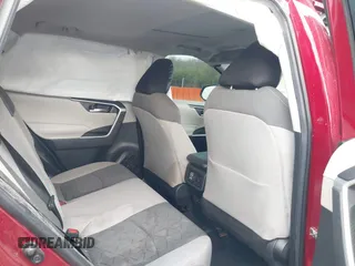 2020 Toyota RAV4 XLE with VIN 2T3W1RFV1LC052043, listed as a IAAI auction lot 42049165 with 116,628 mi miles and . Bid and sale history available at DreamBid. Image 8.