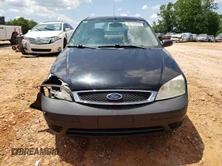 2006 Ford Focus S z VIN 1FAHP34N86W101935, wystawiony jako Copart lot #55773975 z przebiegiem 110 576 mil mil oraz Szkody całkowita. Historia ofert i sprzedaży dostępna na DreamBid. Obrazek 5.