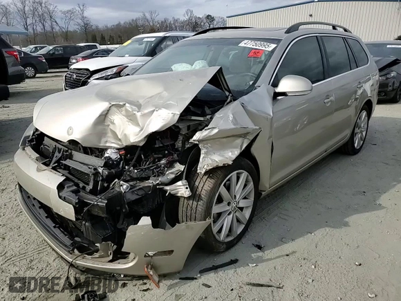 2013 Volkswagen Jetta SportWagen SE w/Sunroof with VIN 3VWPP7AJ0DM679522, listed as a Copart auction lot 47750995 with 100,473 mi miles and Salvage Title. Bid and sale history available at carsss.com. Image 11.