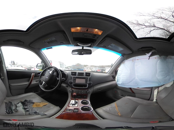 2013 Toyota Highlander Limited with VIN 5TDYK3EH5DS142408, listed as a IAAI auction lot 41713419 with 193,278 mi miles. Bid and sale history available at carsss.com. Image 17.