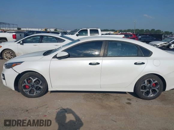 2021 Kia Forte LXS с VIN 3KPF24AD9ME304082, выставлен на аукционе IAAI как лот 42400258 с пробегом 64 053 миль миль и . История ставок и продаж доступна на DreamBid. Изображение 14.