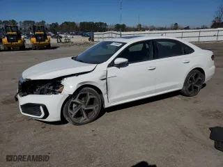 2021 Volkswagen Passat 2.0T R-Line with VIN 1VWMA7A34MC015280, listed as a Copart auction lot 47466685 with 29,107 mi miles and Salvage Title. Bid and sale history available at carsss.com. Image 1.