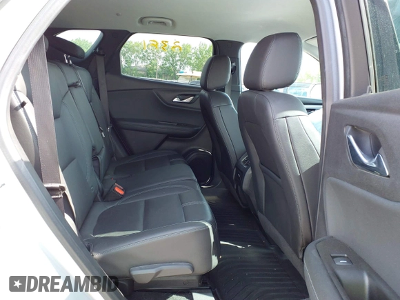 2020 Chevrolet Blazer LT с VIN 3GNKBJRS0LS552471, выставлен на аукционе IAAI как лот 42368381 с пробегом 89 697 миль миль и . История ставок и продаж доступна на DreamBid. Изображение 8.