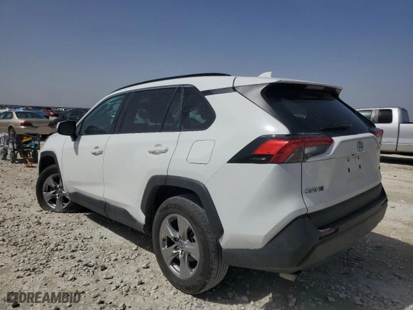 2022 Toyota RAV4 XLE with VIN 2T3W1RFV2NW205353, listed as a Copart auction lot 47679865 with 56,526 mi miles and Salvage Title. Bid and sale history available at carsss.com. Image 2.
