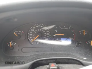 1996 Ford Mustang GT z VIN 1FALP42X8TF196321, wystawiony jako Copart lot #50874885 z przebiegiem 86 945 mil mil oraz Szkoda całkowita • Salvage title. Historia ofert i sprzedaży dostępna na DreamBid. Obrazek 9.