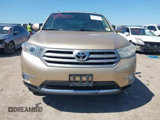 2011 Toyota Highlander Limited with VIN 5TDDK3EH8BS086668, listed as a IAAI auction lot 42071099 with 217,504 mi miles and . Bid and sale history available at DreamBid. Image 12.