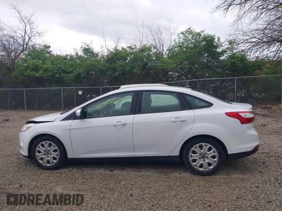 2012 Ford Focus SE with VIN 1FAHP3F21CL201889, listed as a IAAI auction lot 42070260 with 126,650 mi miles. Bid and sale history available at carsss.com. Image 14.