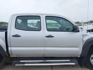 2008 Toyota Tacoma PreRunner with VIN 5TEJU62N38Z478817, listed as a IAAI auction lot 41908959 with 117,707 mi miles. Bid and sale history available at carsss.com. Image 13.
